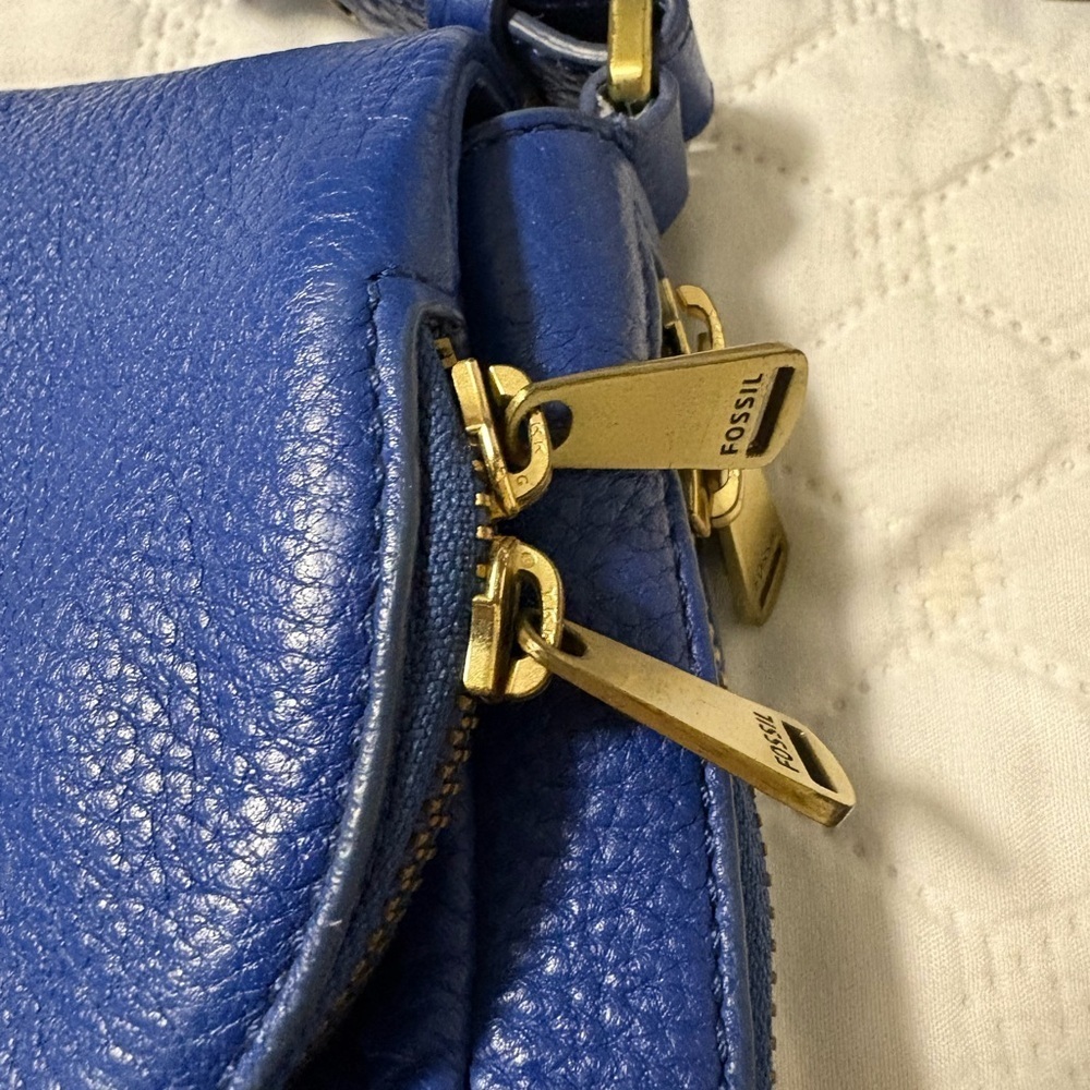 FOSSIL Preston Royal Blue Pebble Grain Leather Flap Crossbody Bag #ZB5875 - Picture 3 of 14